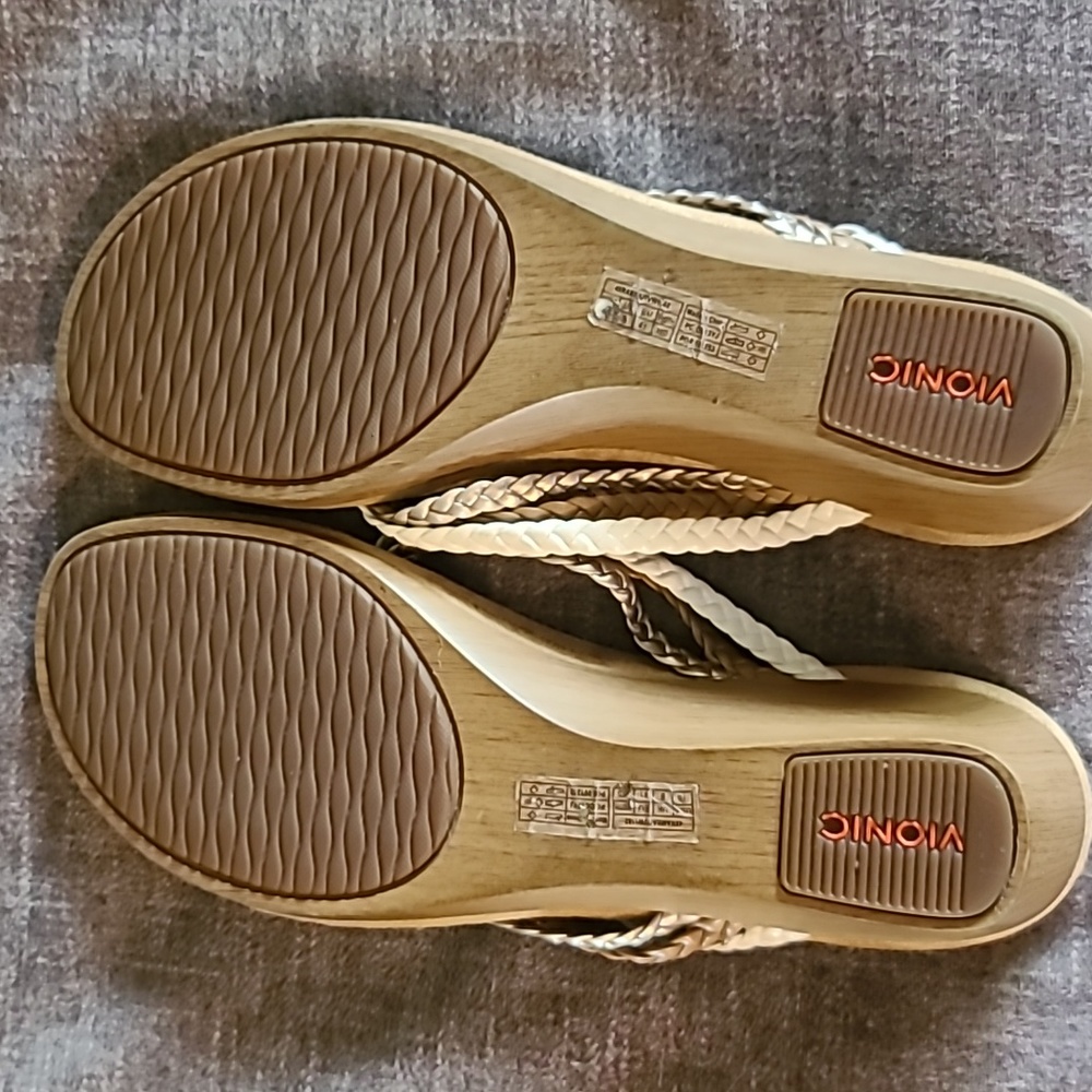 Vionic Ramba Sandals - Picture 4 of 4